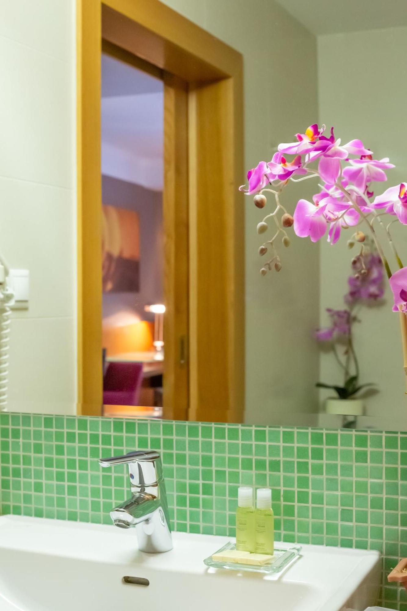 Impiq Hotel Trnava Cameră foto